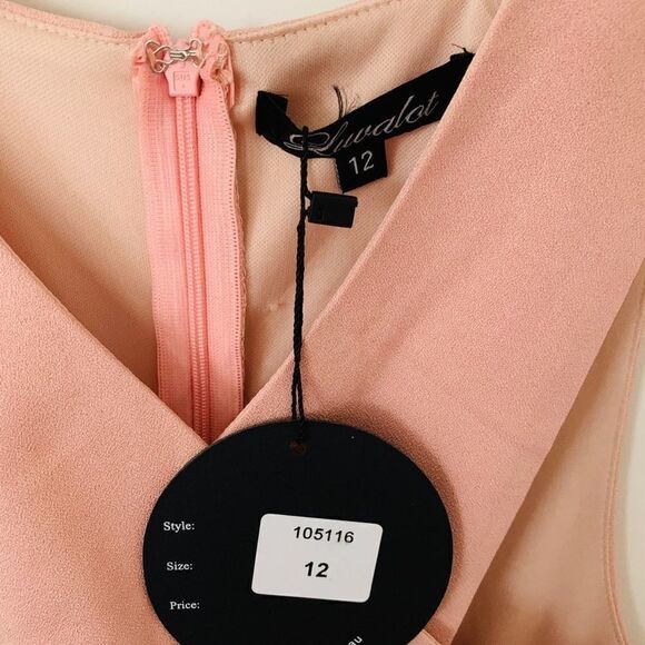 Luvalot Coral cutout dress - Picture 3 of 3